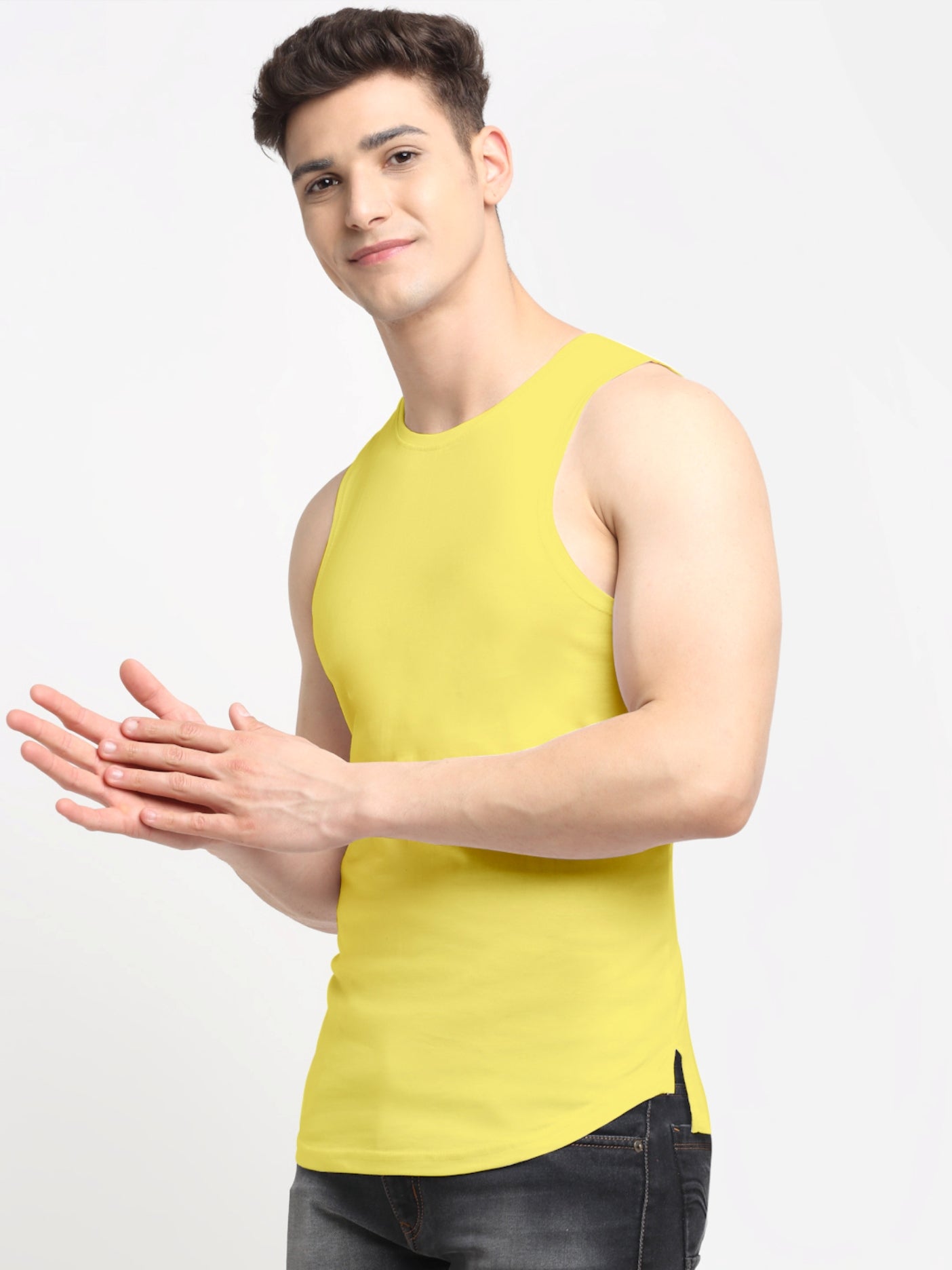 Friskers Men Solid Cotton Innerwear Gym Vest - Friskers