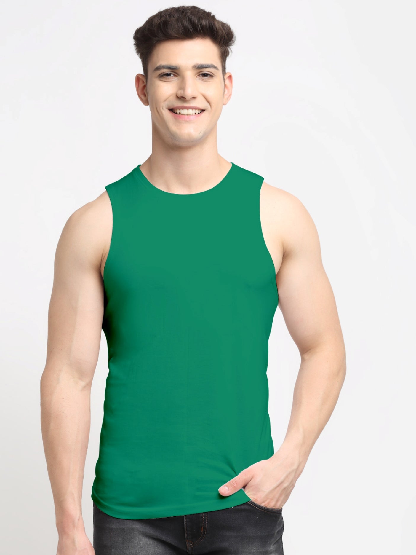 Friskers Men Solid Cotton Innerwear Gym Vest - Friskers