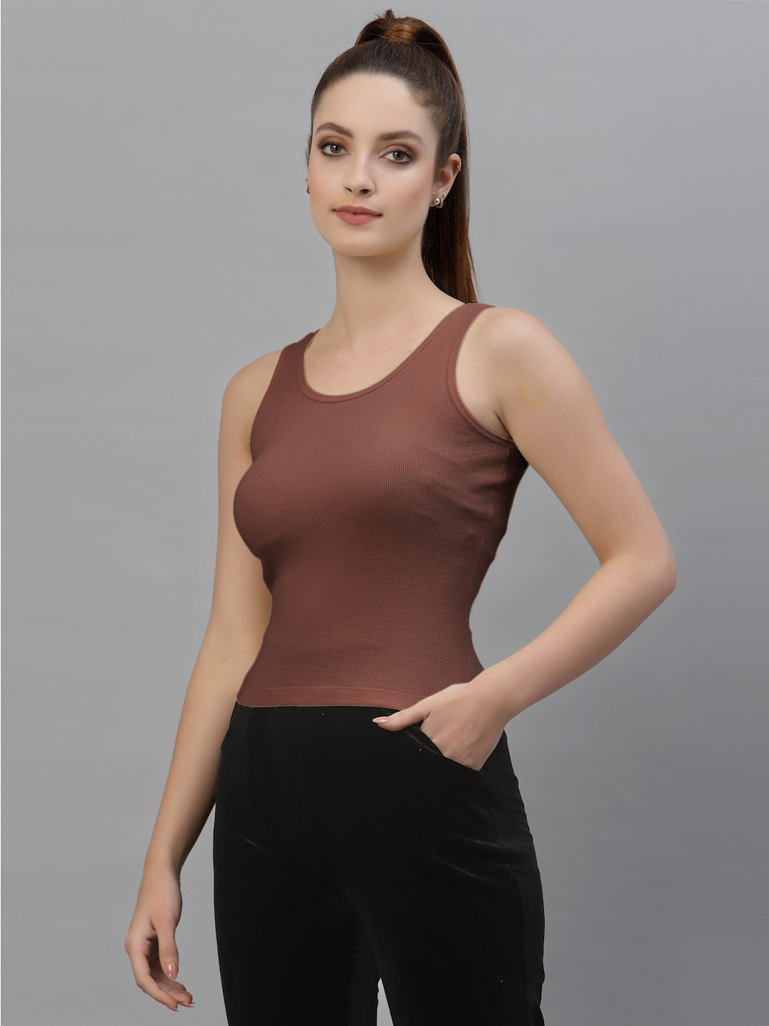 Women Pure Cotton Solid Fitted Crop Top - Friskers