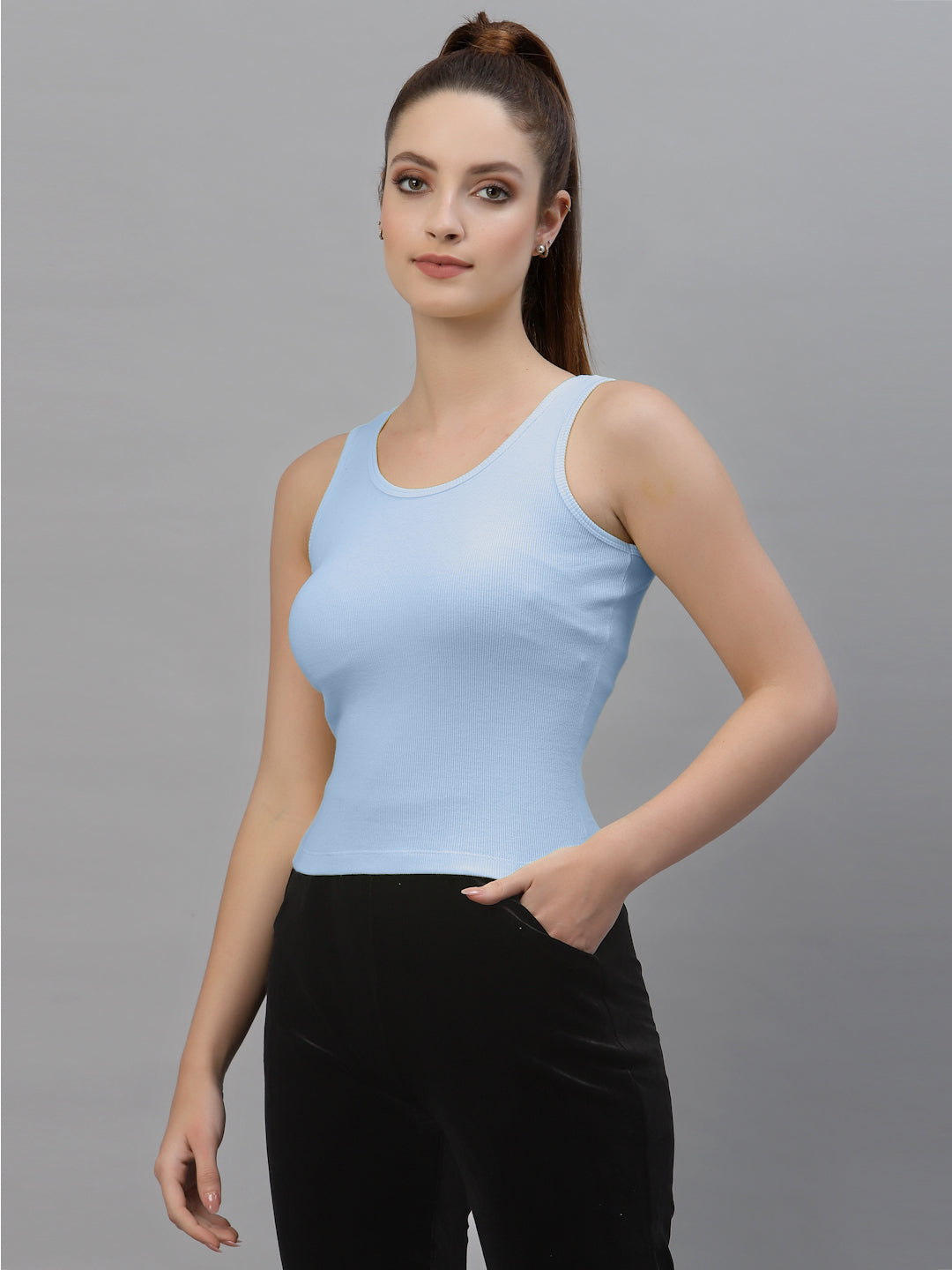 Women Pure Cotton Solid Fitted Crop Top - Friskers