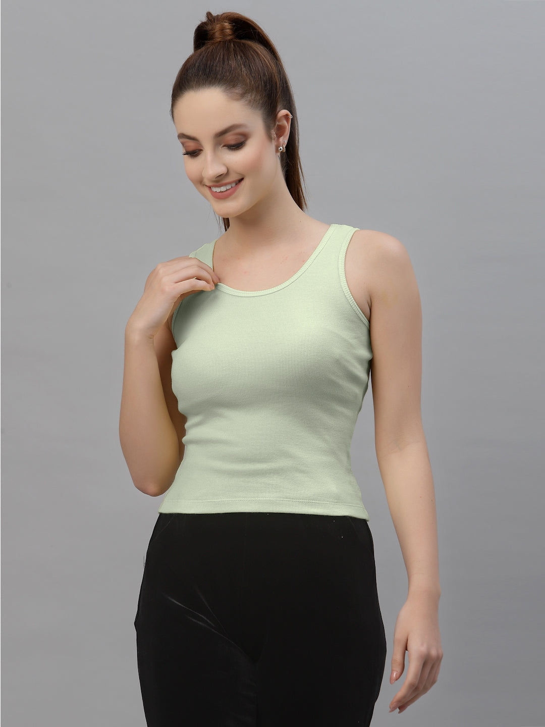 Women Pure Cotton Solid Fitted Crop Top - Friskers