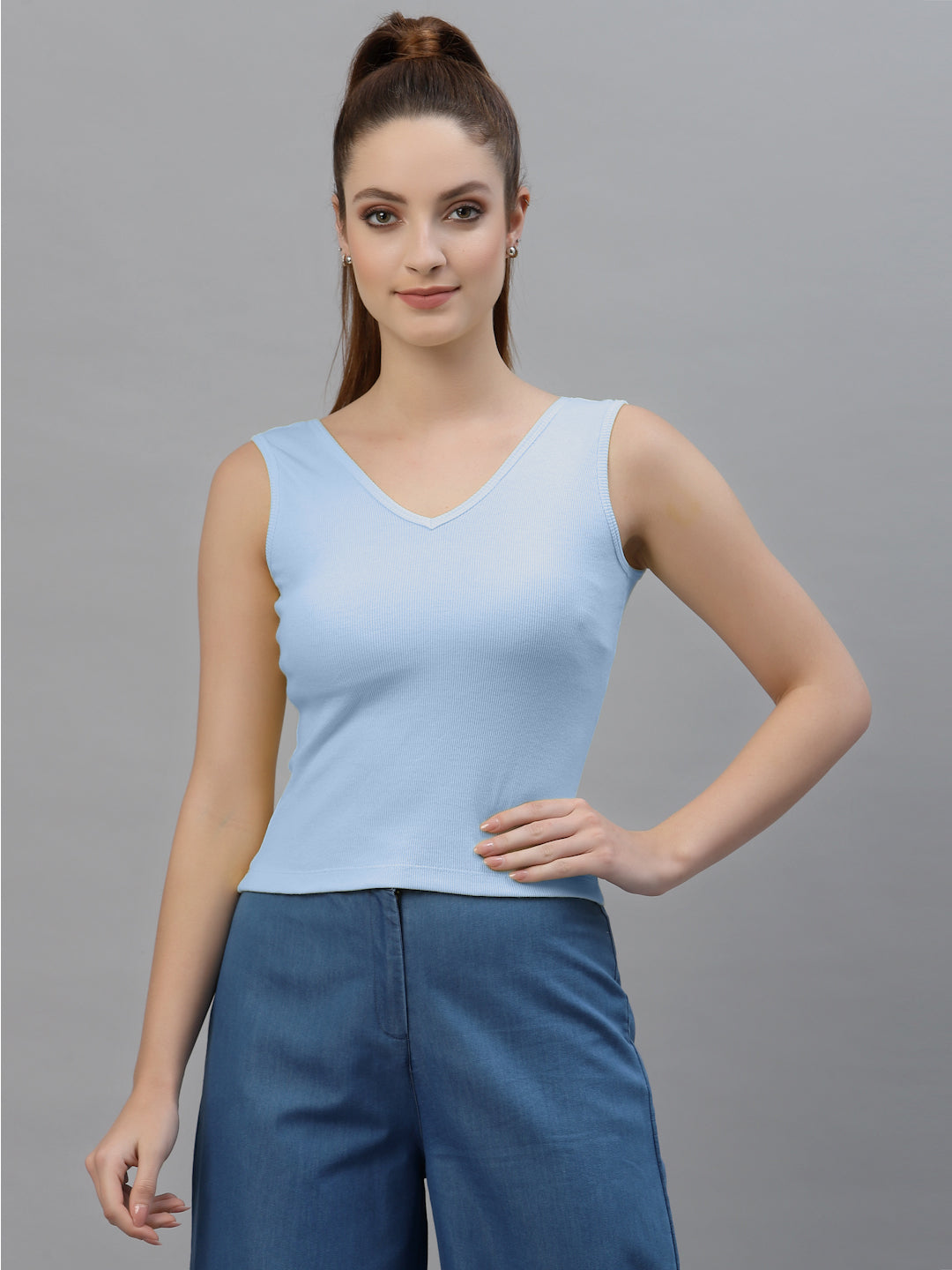 Friskers Women Solid Fitted Side Cut V Neck Top - Friskers