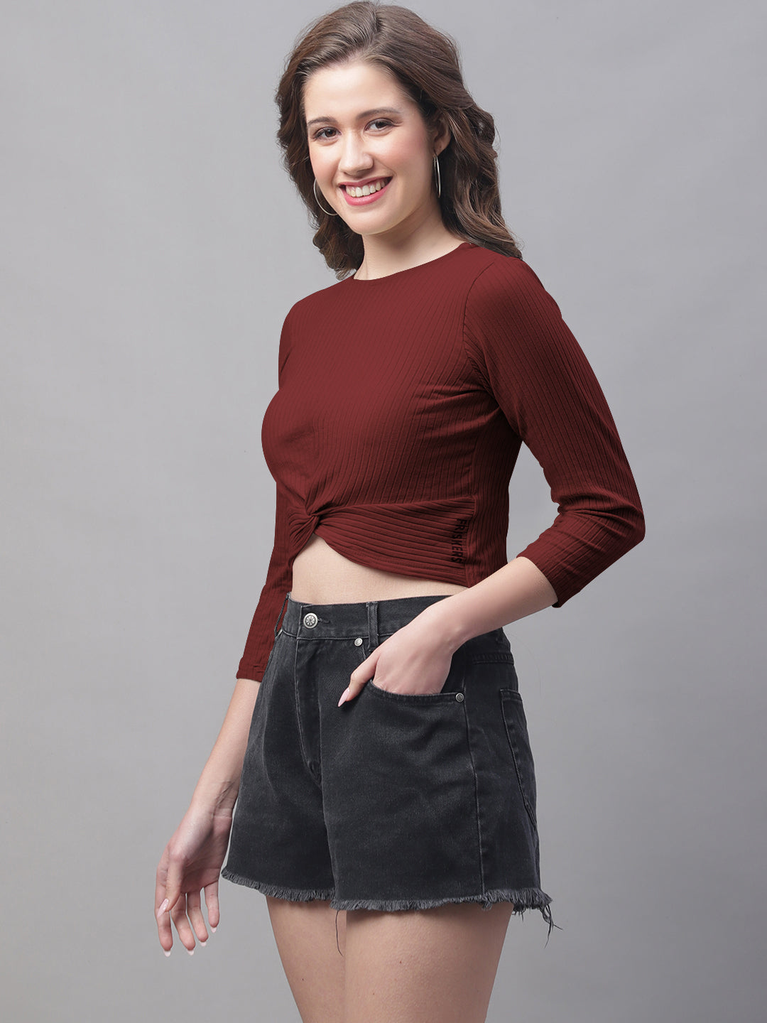 Women Round Neck Solid High-Low Crop Top - Friskers