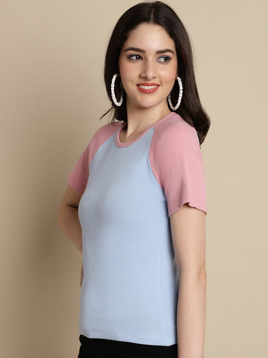 Friskers Women Solid Ribbed Round Neck Crop Top