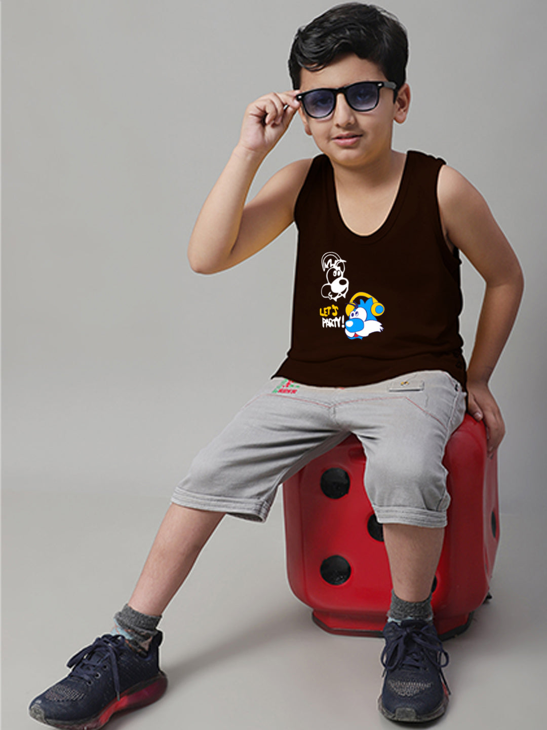 Kids Lets Party printed Regular Fit Vest - Friskers