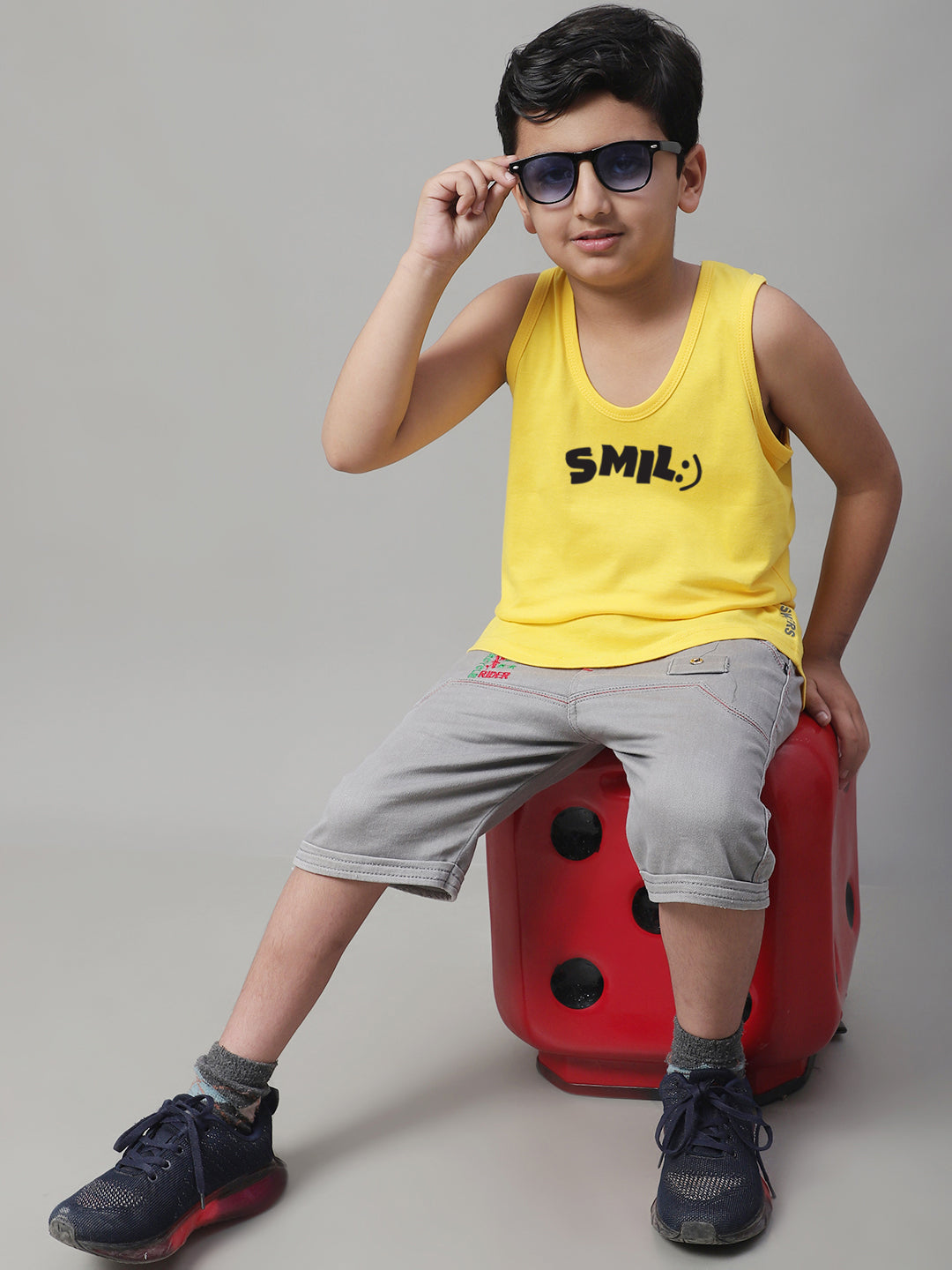 Kids Smile Pure Cotton Printed Regular Fit Vest - Friskers