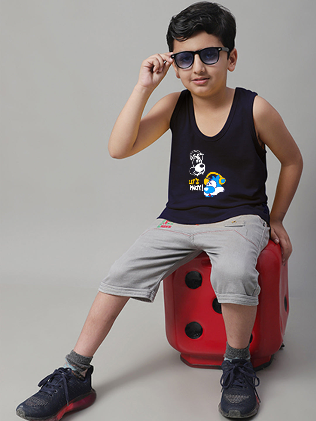 Boys Lets Party Regular Fit Printed Vest - Friskers