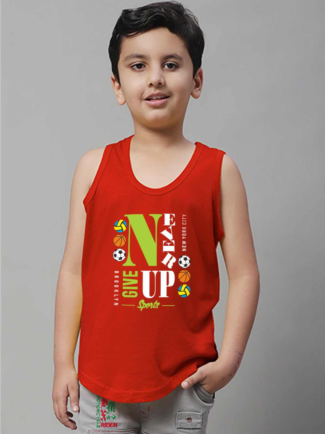 Boys Never Giveup Regular Fit Printed Vest - Friskers
