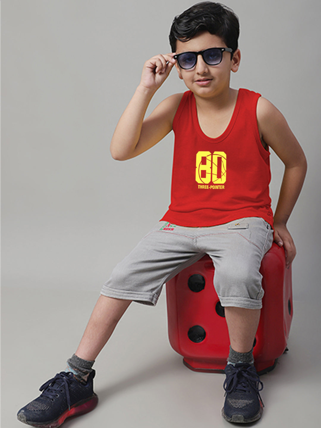 Boys Three Pointer Printed Regular Fit Vest - Friskers