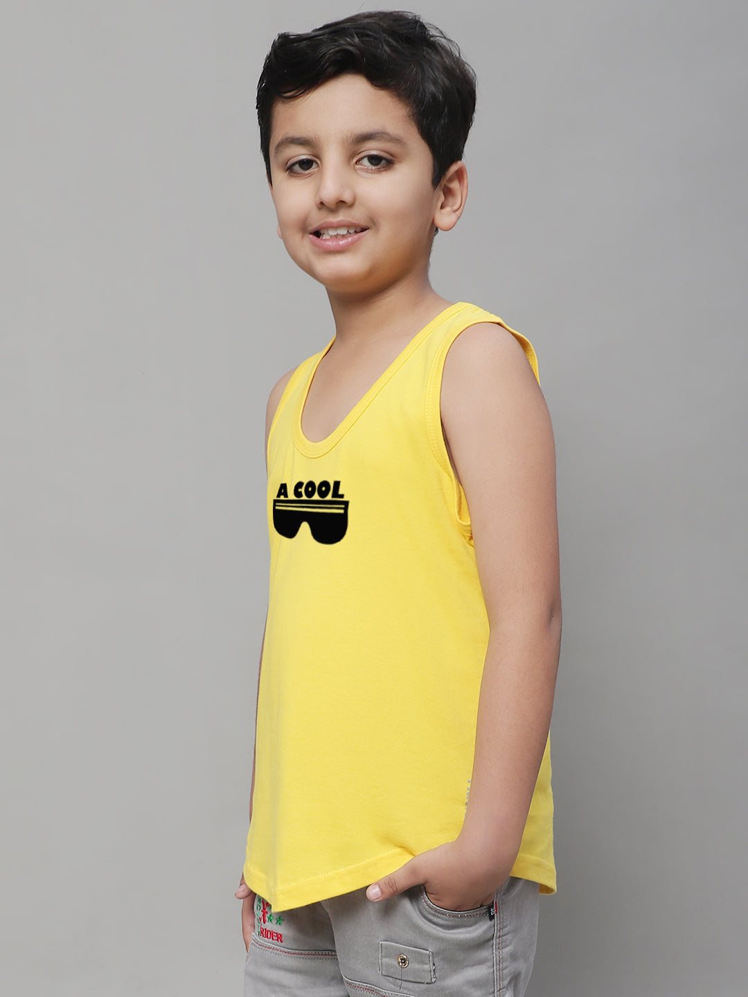 Boys Cool Printed Regular Fit Vest - Friskers