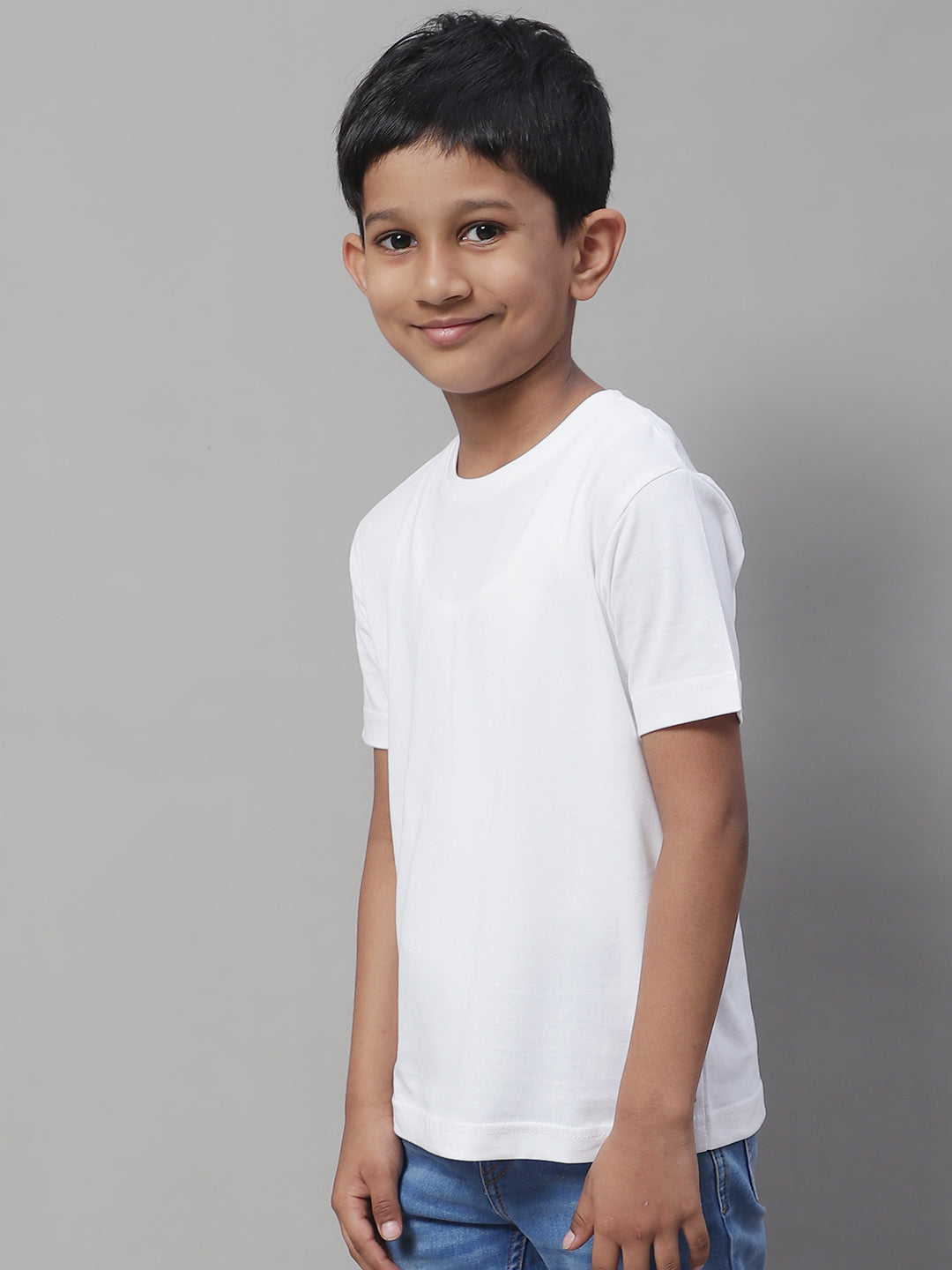 Pure Cotton Half Sleeves Round Neck 2-7Y Boys T-Shirt - Friskers