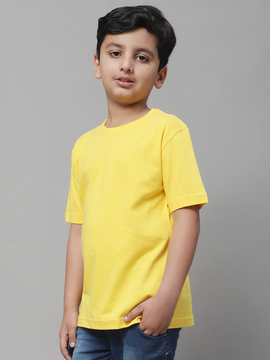 Pure Cotton Half Sleeves Round Neck 2-7Y Boys T-Shirt - Friskers