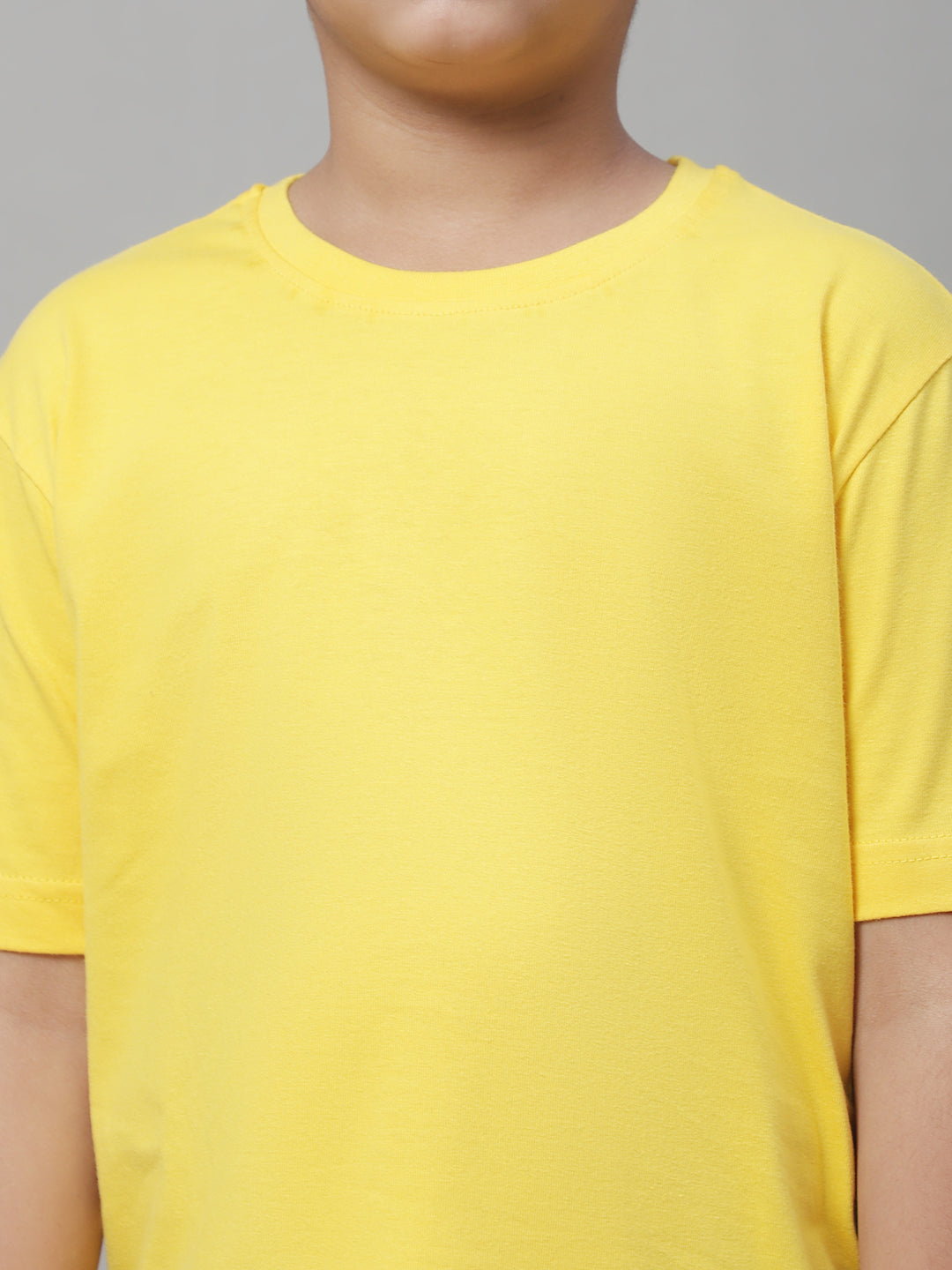 Pure Cotton Half Sleeves Round Neck 2-7Y Boys T-Shirt - Friskers