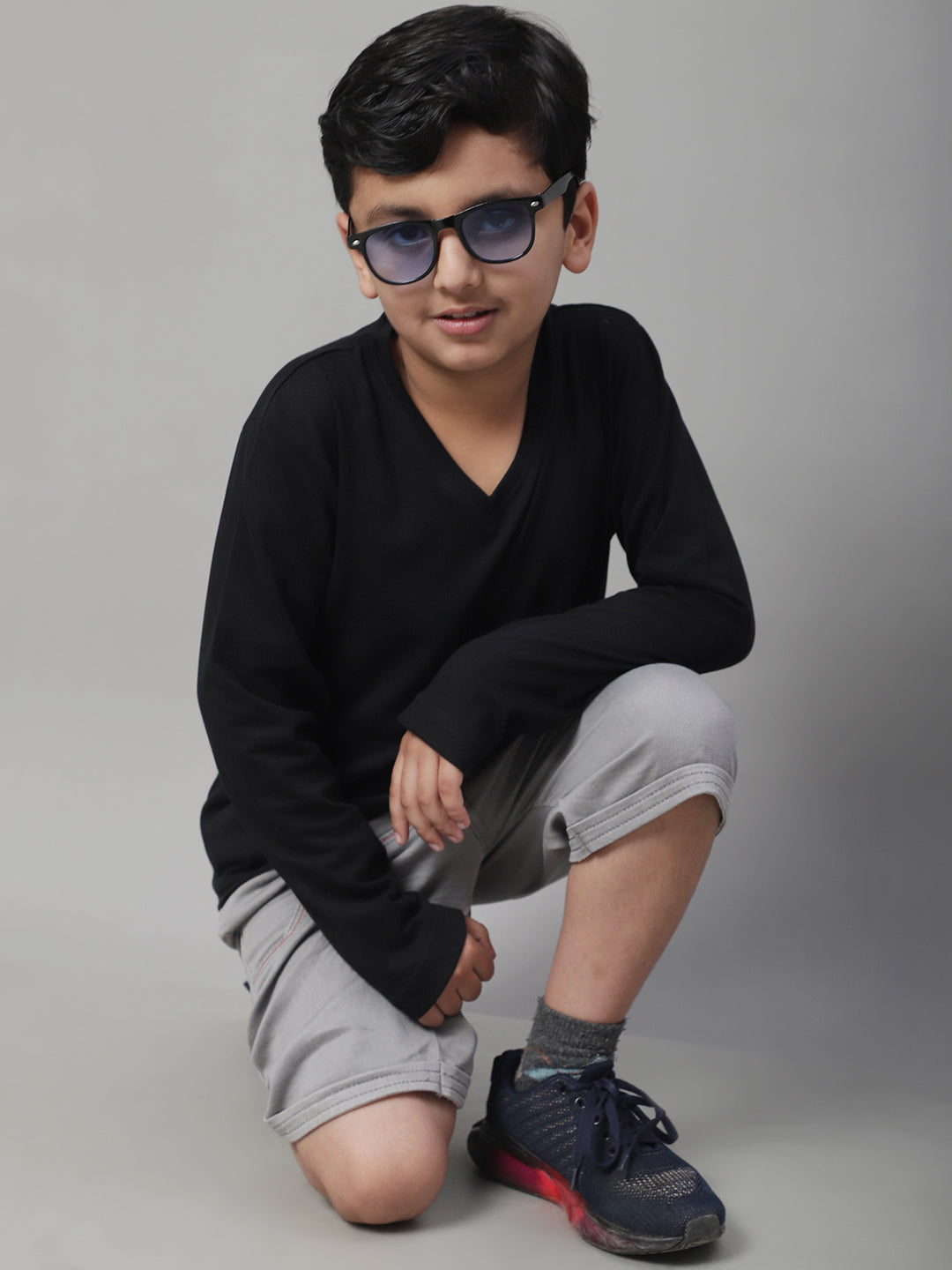 Classic Full Sleeves V-Neck Solid 7-12Y Kids T-Shirt - Friskers