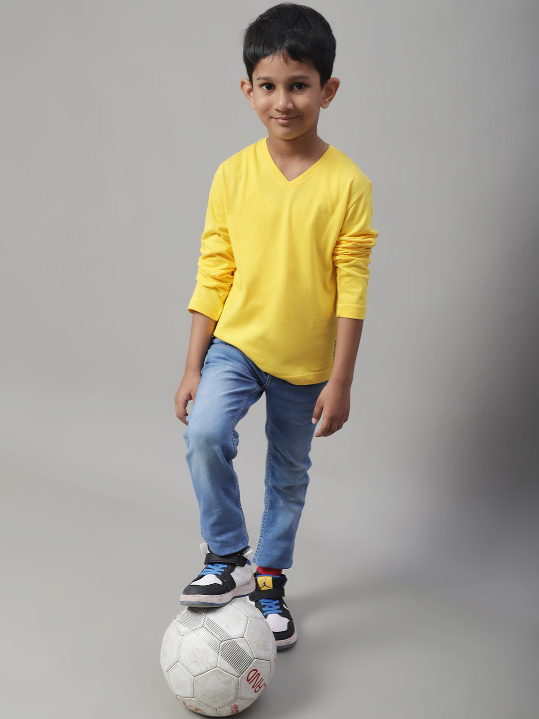 Classic Full Sleeves V-Neck Solid 2-7Y Kids T-Shirt - Friskers