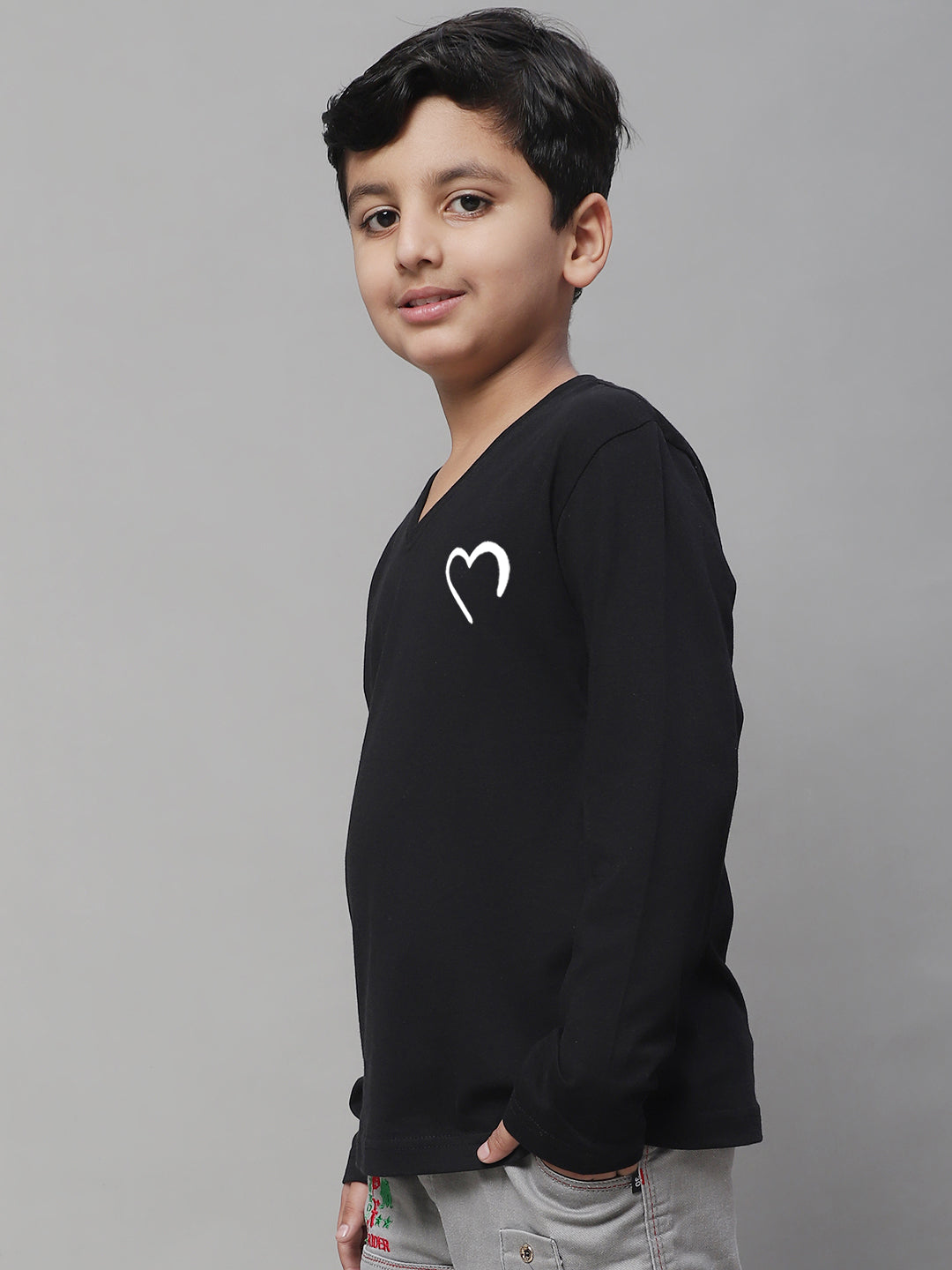 Boys Heart Full Sleeves Printed T-Shirt - Friskers