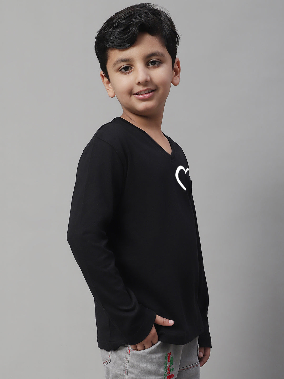 Boys Heart Full Sleeves Printed T-Shirt - Friskers