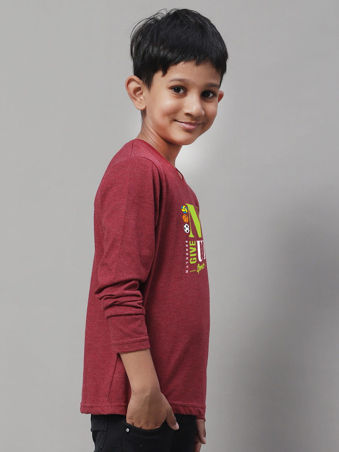 Boys Never Giveup Casual Fit Printed T-Shirt - Friskers