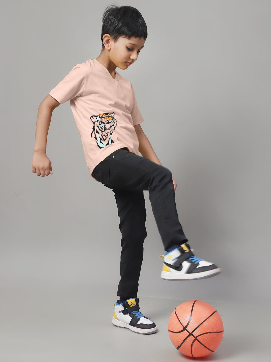 Boys Tiger Half Sleeves Printed T-Shirt - Friskers