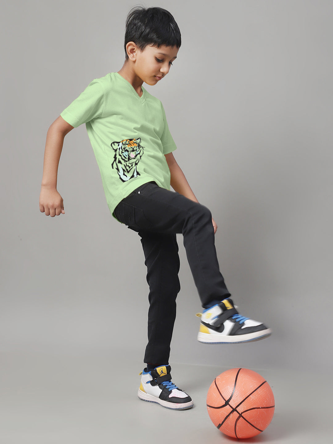 Boys Tiger Half Sleeves Printed T-Shirt - Friskers