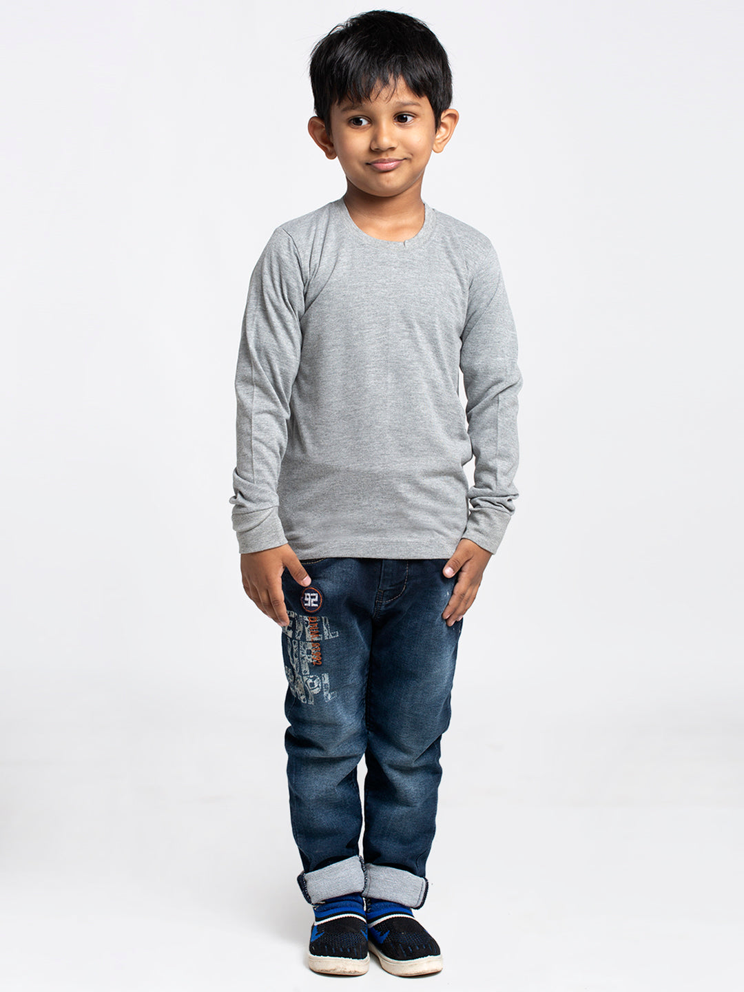 Boys Solid Pure Cotton Regular Fit T-Shirt - Friskers