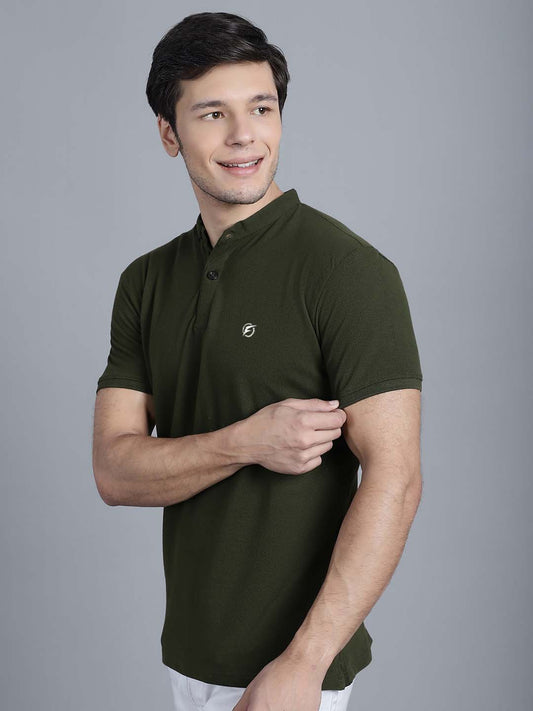 Men's Half Sleeves Solid Short Collar Polo T-shirt - Friskers