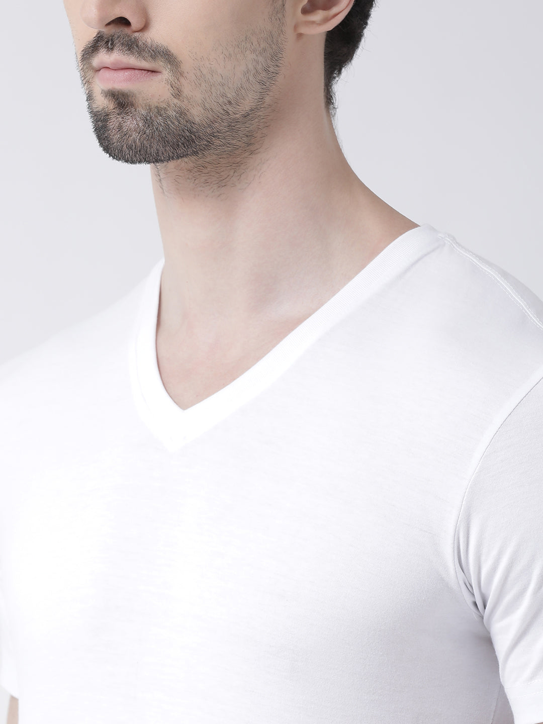 Men V-Neck Solid Cotton Slim Fit Half Sleeve T-shirt - Friskers