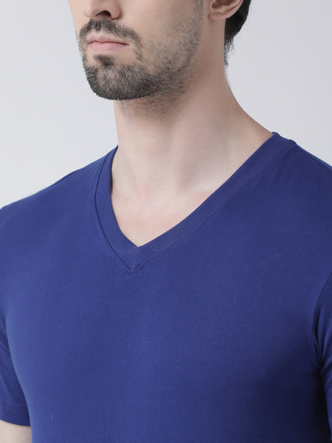 Men V-Neck Solid Cotton Slim Fit Half Sleeve T-shirt - Friskers