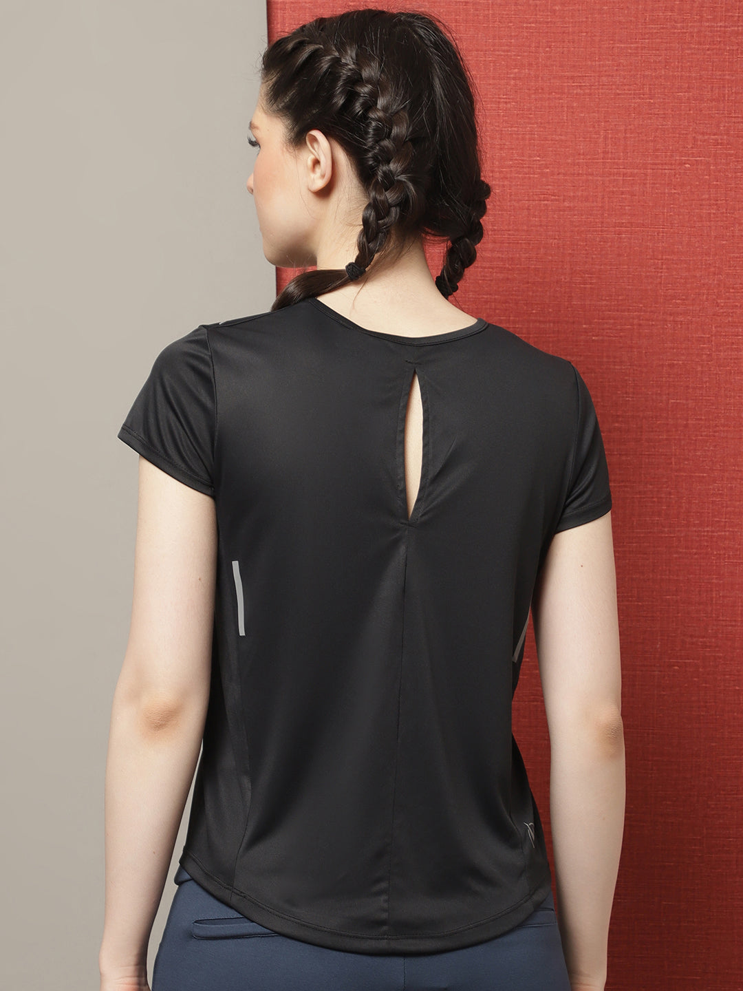 Women's Round Neck Short Sleeves Running T-shirt - Friskers