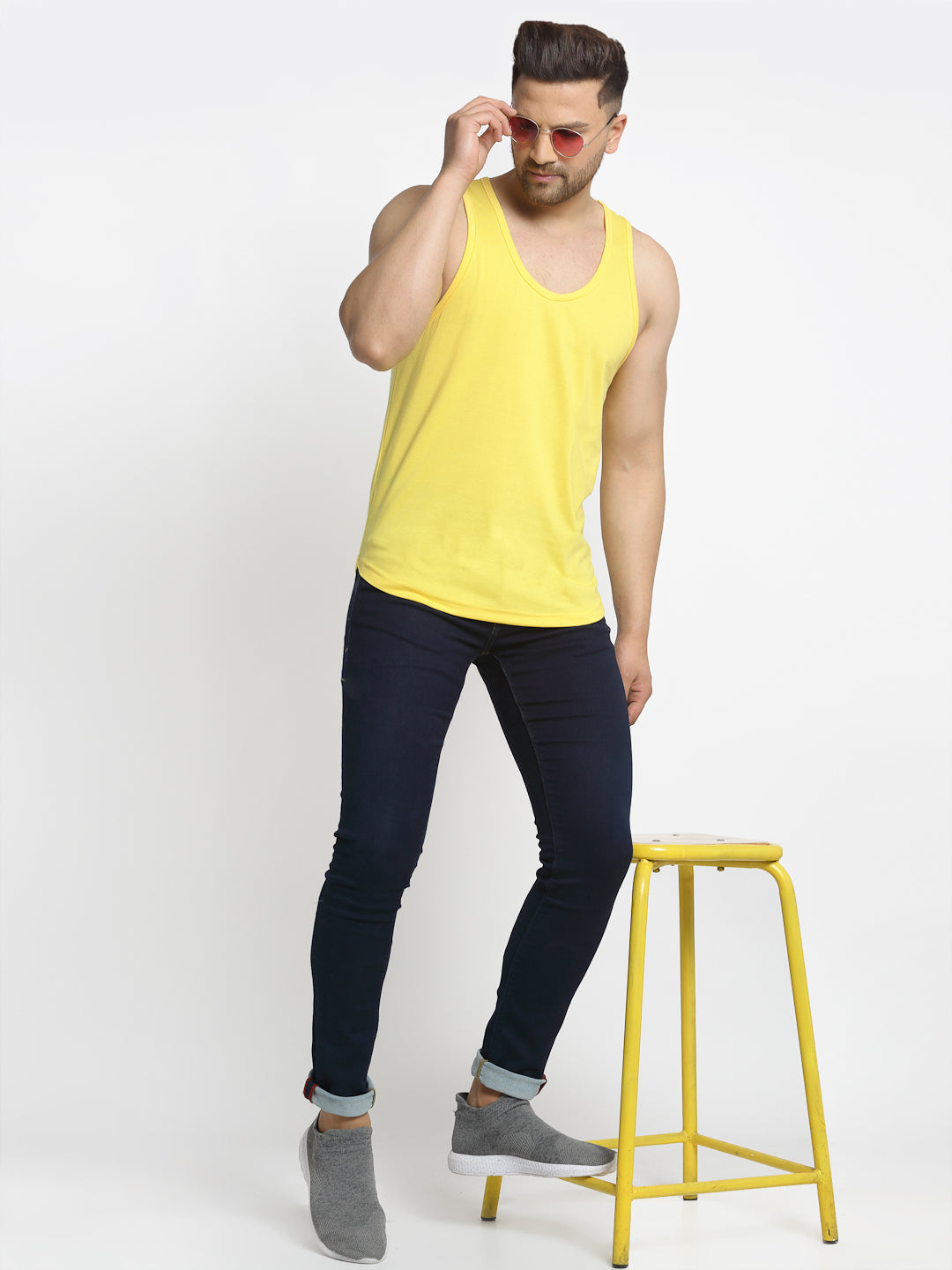 Men Solid Innerwear Gym Vest - Friskers