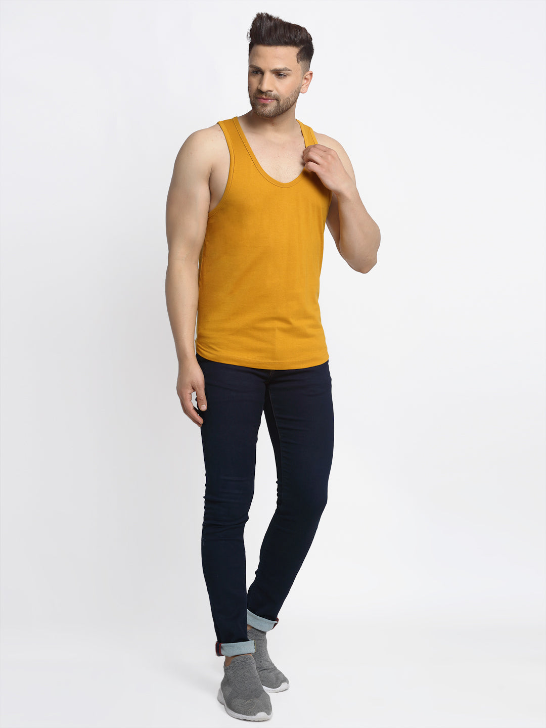 Men Solid Innerwear Gym Vest - Friskers