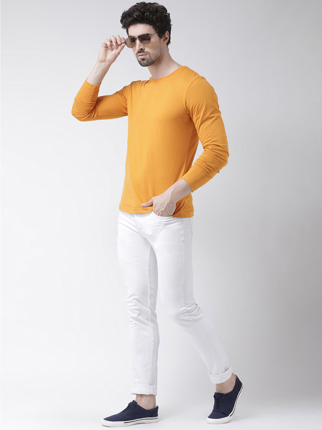 Men Solid Round Neck Full Sleeve T-shirt - Friskers