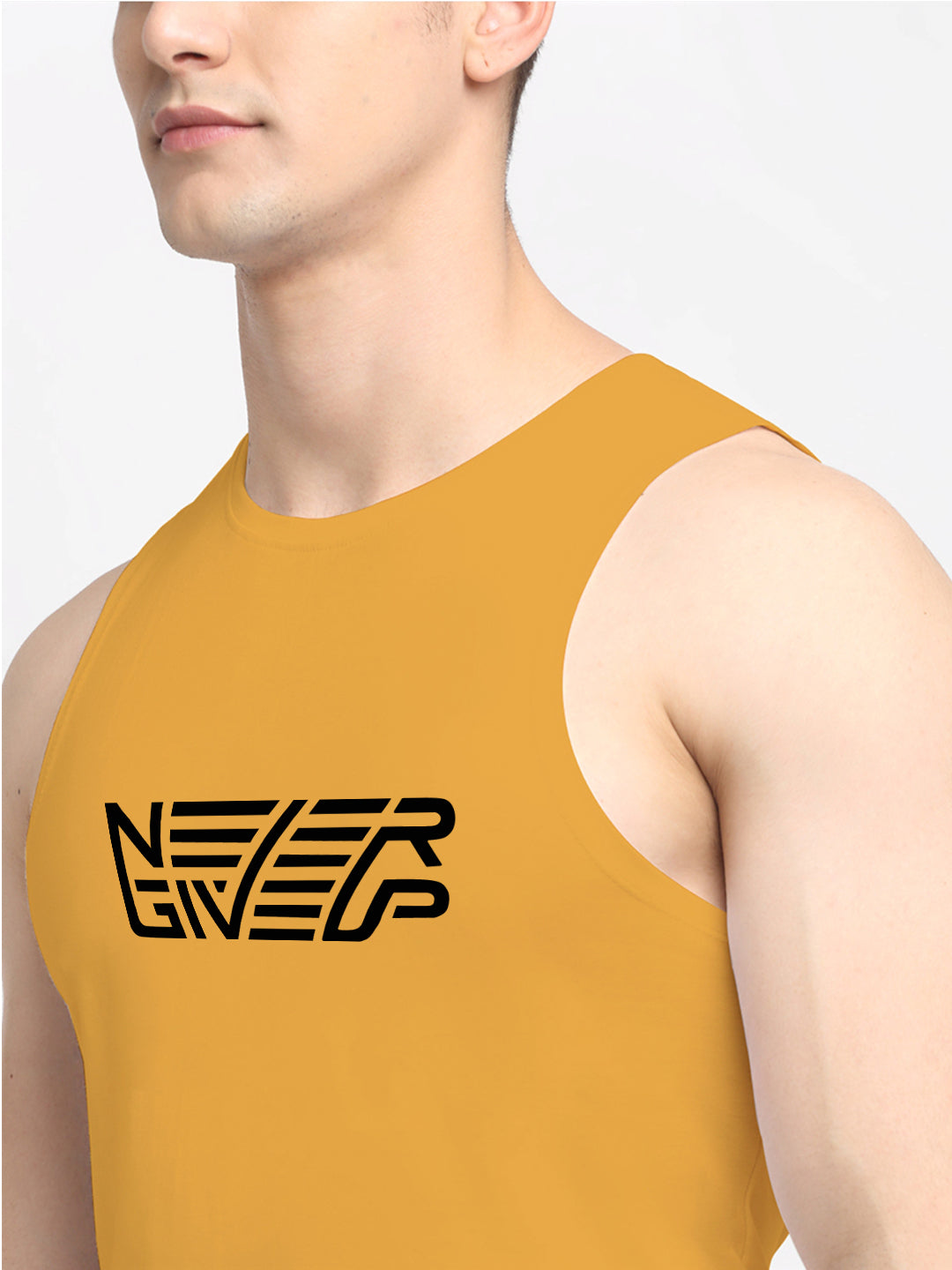 Men's Never Giveup Printed Round Neck Gym Vest - Friskers