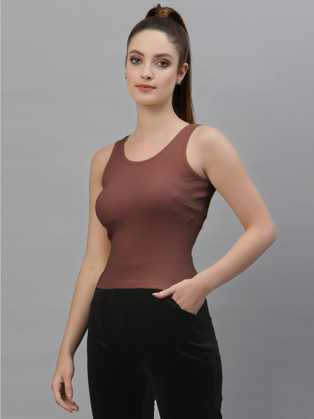 Women Pure Cotton Solid Fitted Crop Top - Friskers