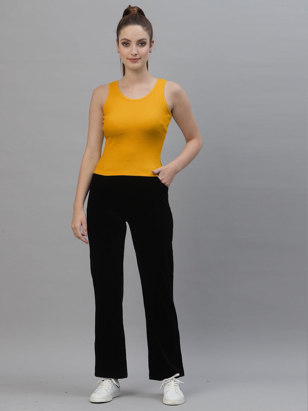 Women Pure Cotton Solid Fitted Crop Top - Friskers