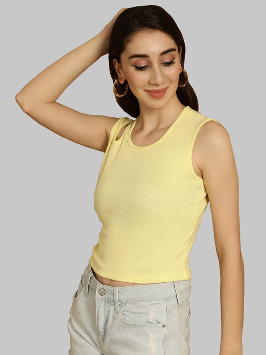 Friskers Women Solid Ribbed Round-Neck Crop Top
