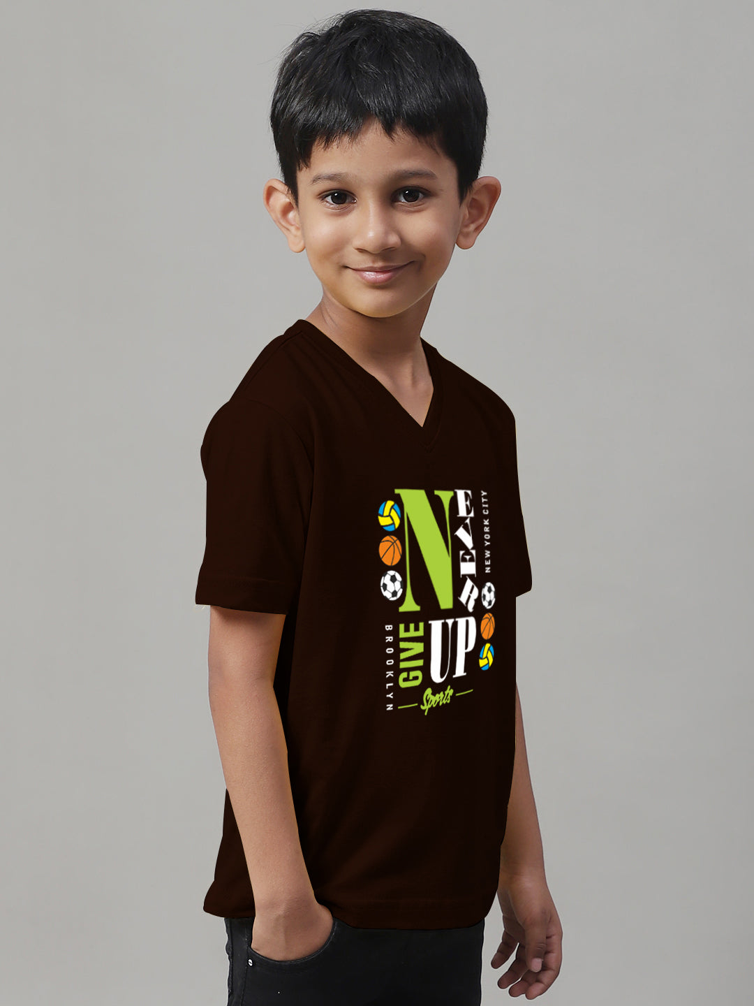 Boys Never Giveup Half Sleeves Printed T-Shirt - Friskers