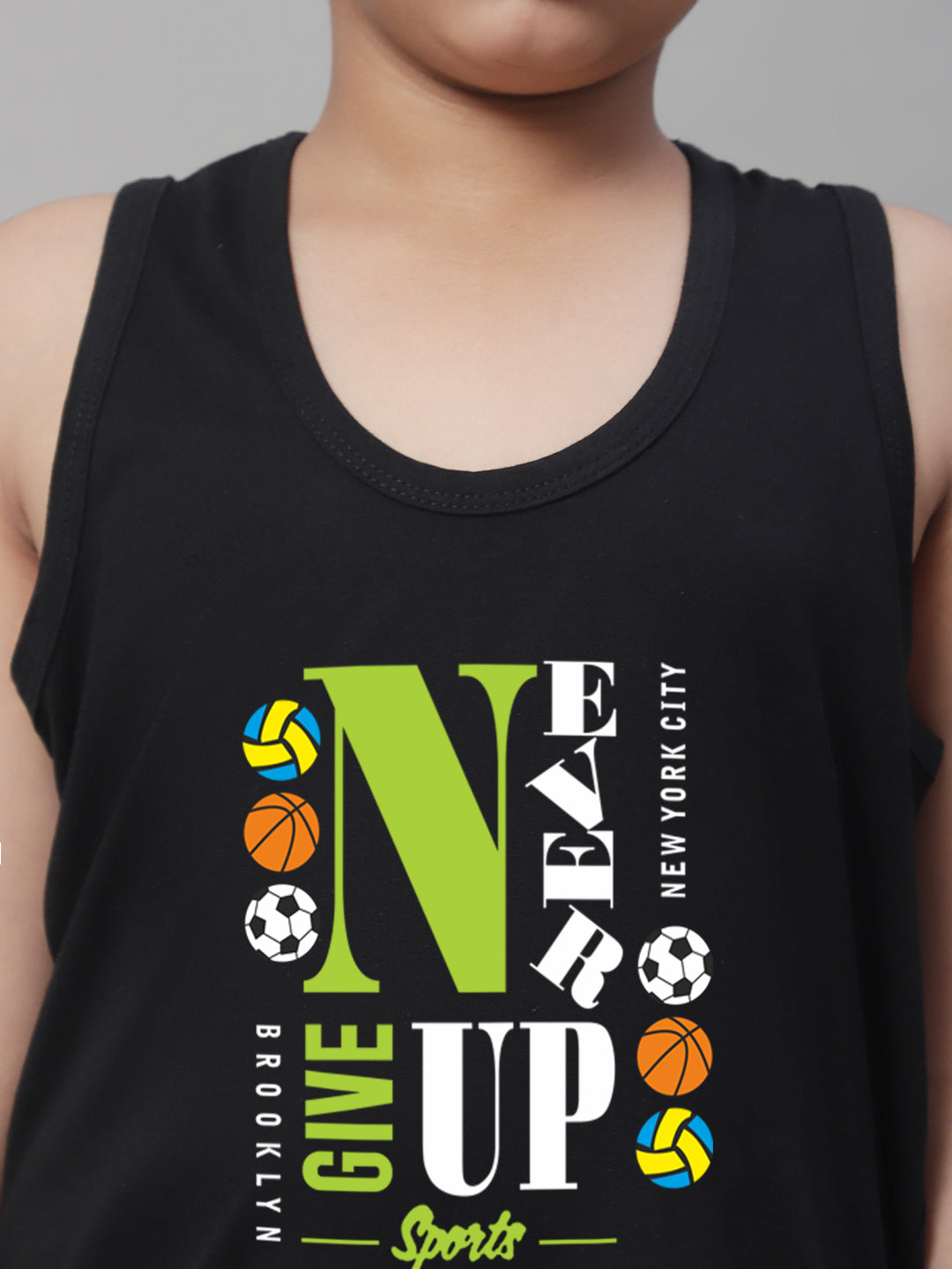 Boys Never Giveup Regular Fit Printed Vest - Friskers