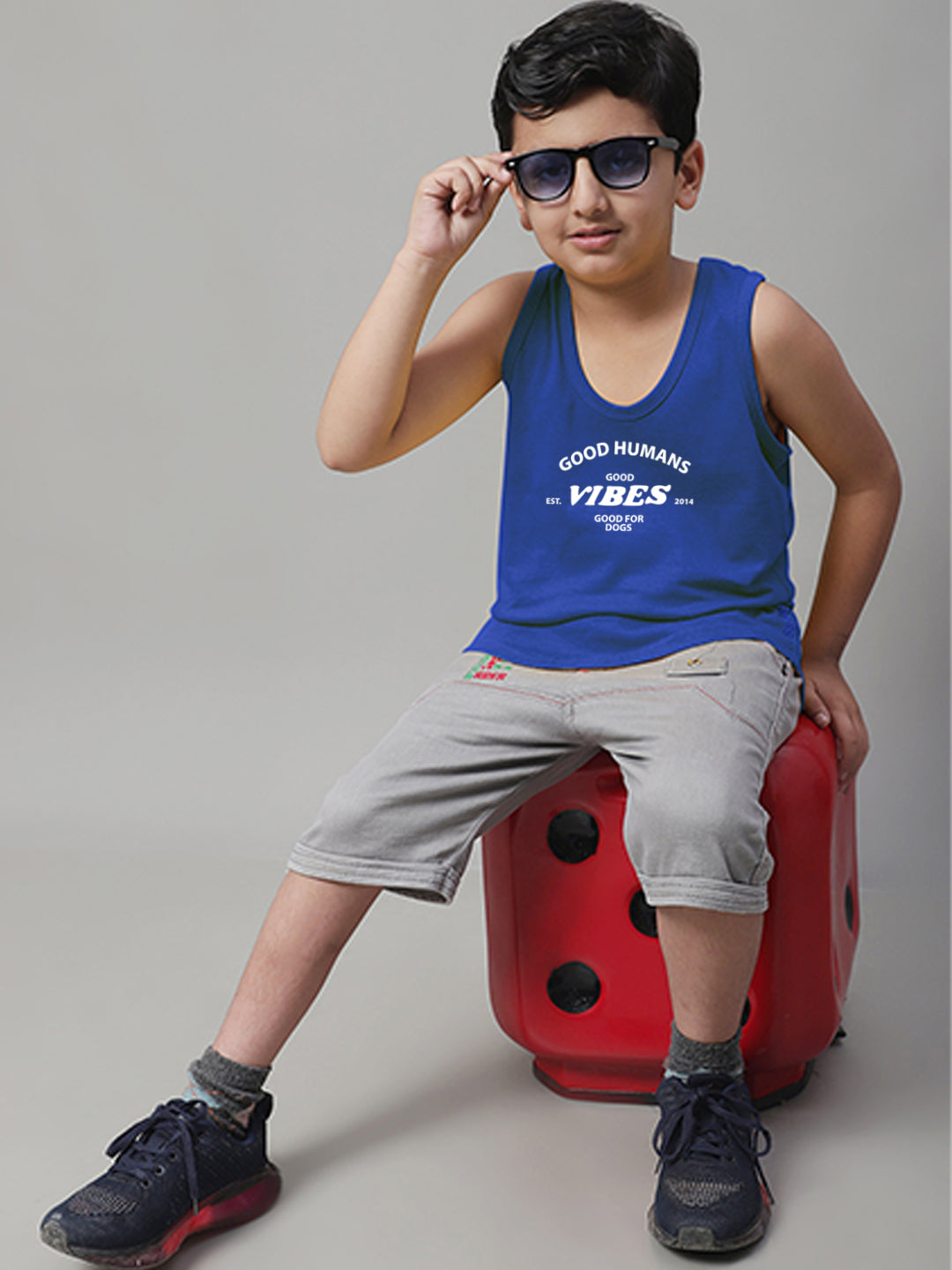 Boys Good Vibes Printed Regular Fit Vest - Friskers