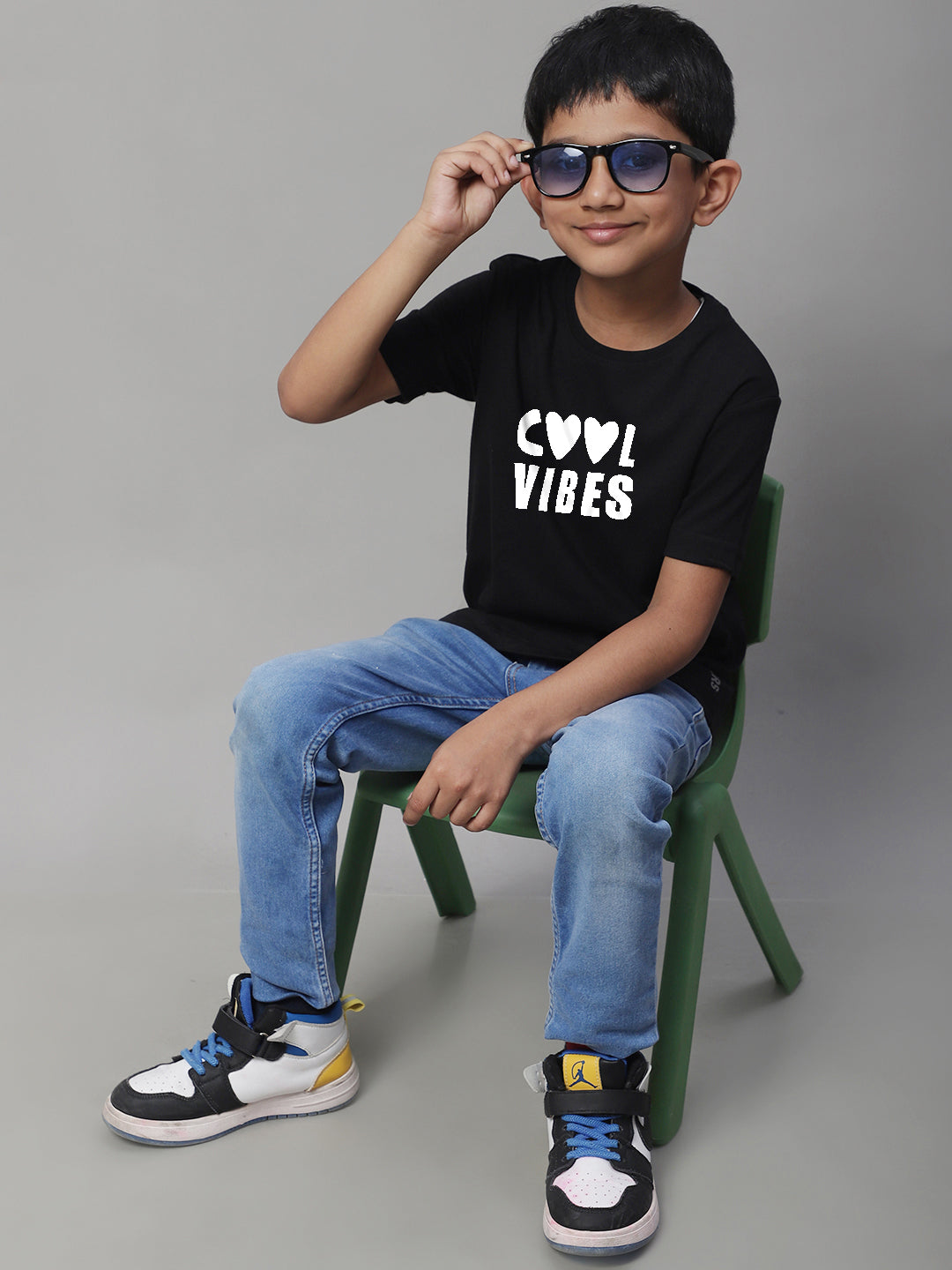 Boys Cool Vibes Regular Fit Printed T-Shirt - Friskers