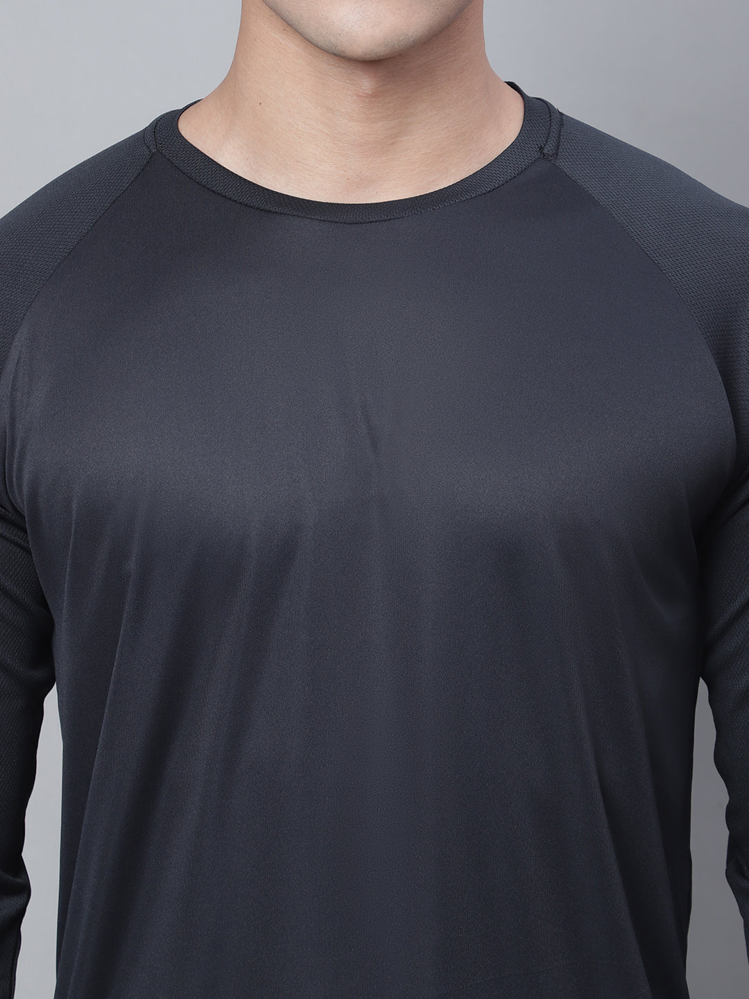 Men Full Sleeves Round Neck Sports T-shirt - Friskers